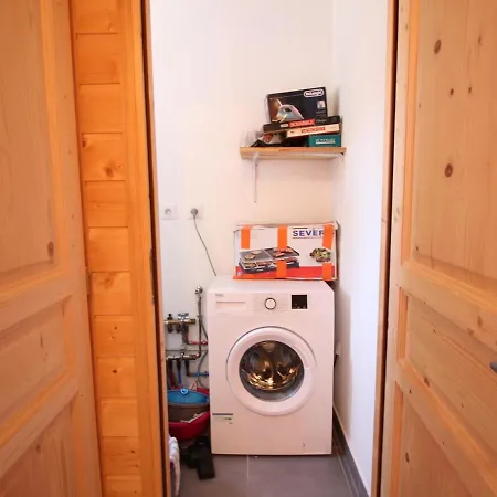 Beau 4 Chambres, Terrasse, Garage, Wifi Au Mont-dore - Fr-1-608-223 Chalet