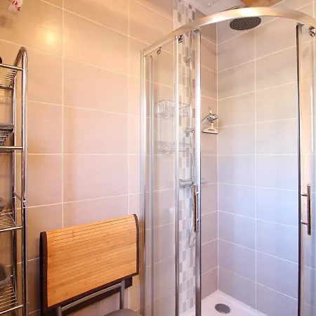 Beau 4 Chambres, Terrasse, Garage, Wifi Au Mont-dore - Fr-1-608-223 * Le Mont-Dore