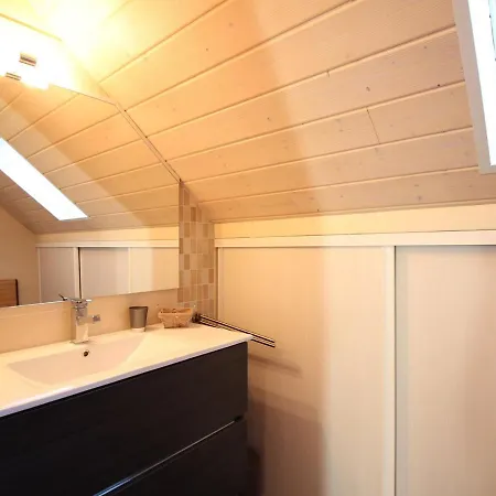 Beau 4 Chambres, Terrasse, Garage, Wifi Au Mont-dore - Fr-1-608-223 * Le Mont-Dore
